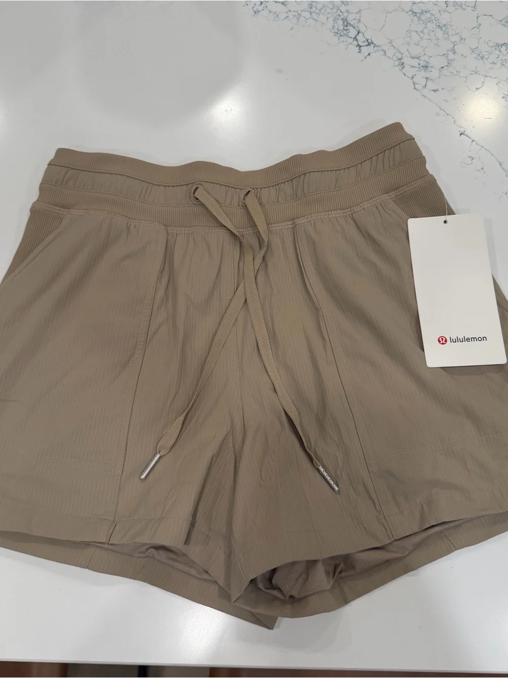 NWT Lululemon tan shorts Dance Studio HR Short 3.5” Lined 4 beige oak brown